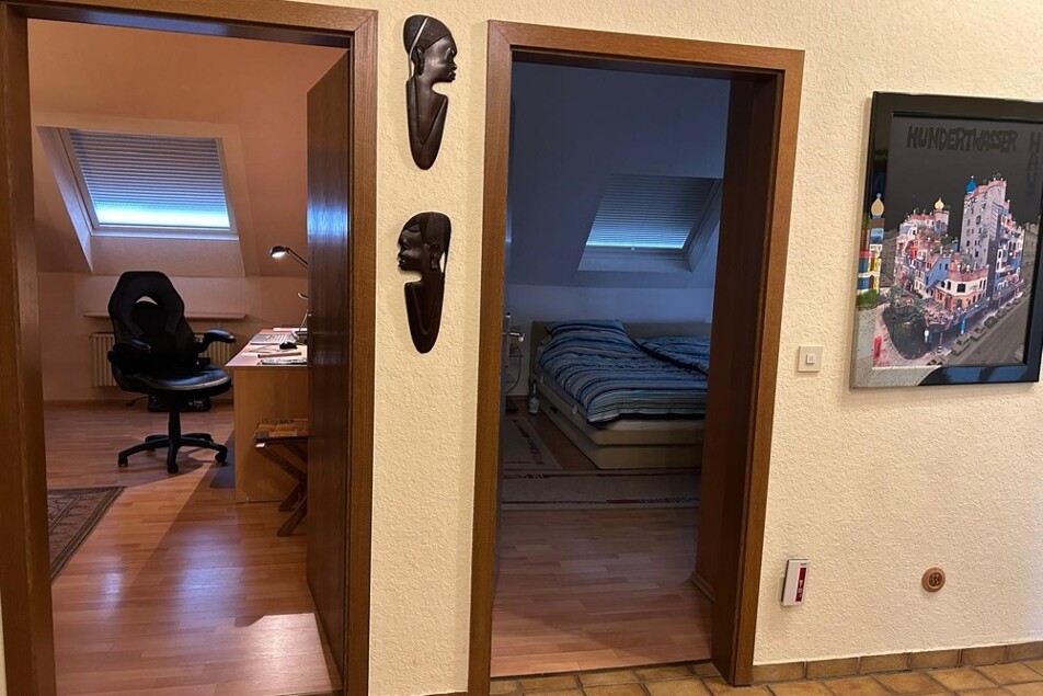 Flur mit Zugang zu Schlafzimmern