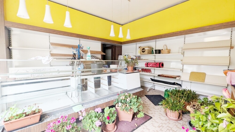 EG - Blick in die ehemalige Bäckerei