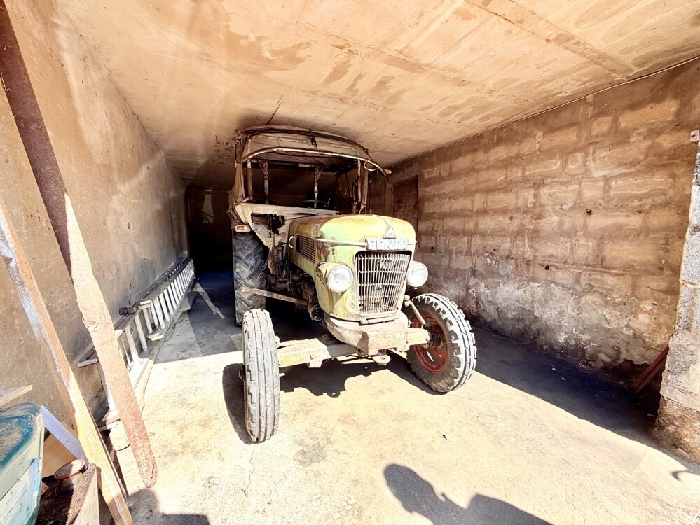 Traktor Garage