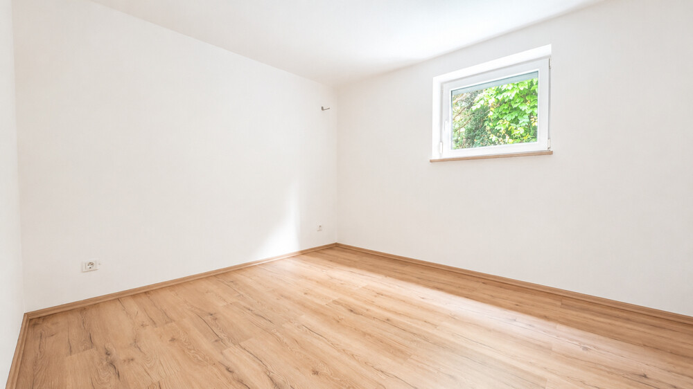 UG - Schlafzimmer