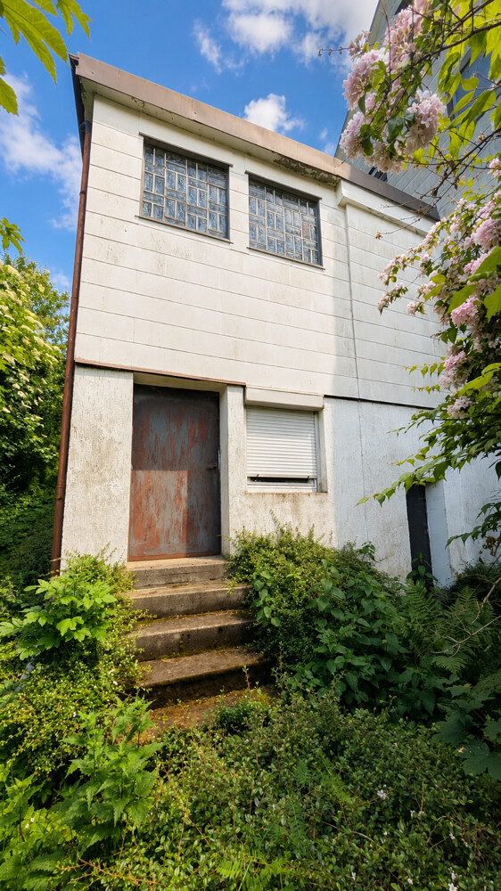 unterkellerte Garage