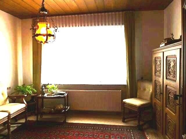 Zimmer im EG (Büro/Gast)