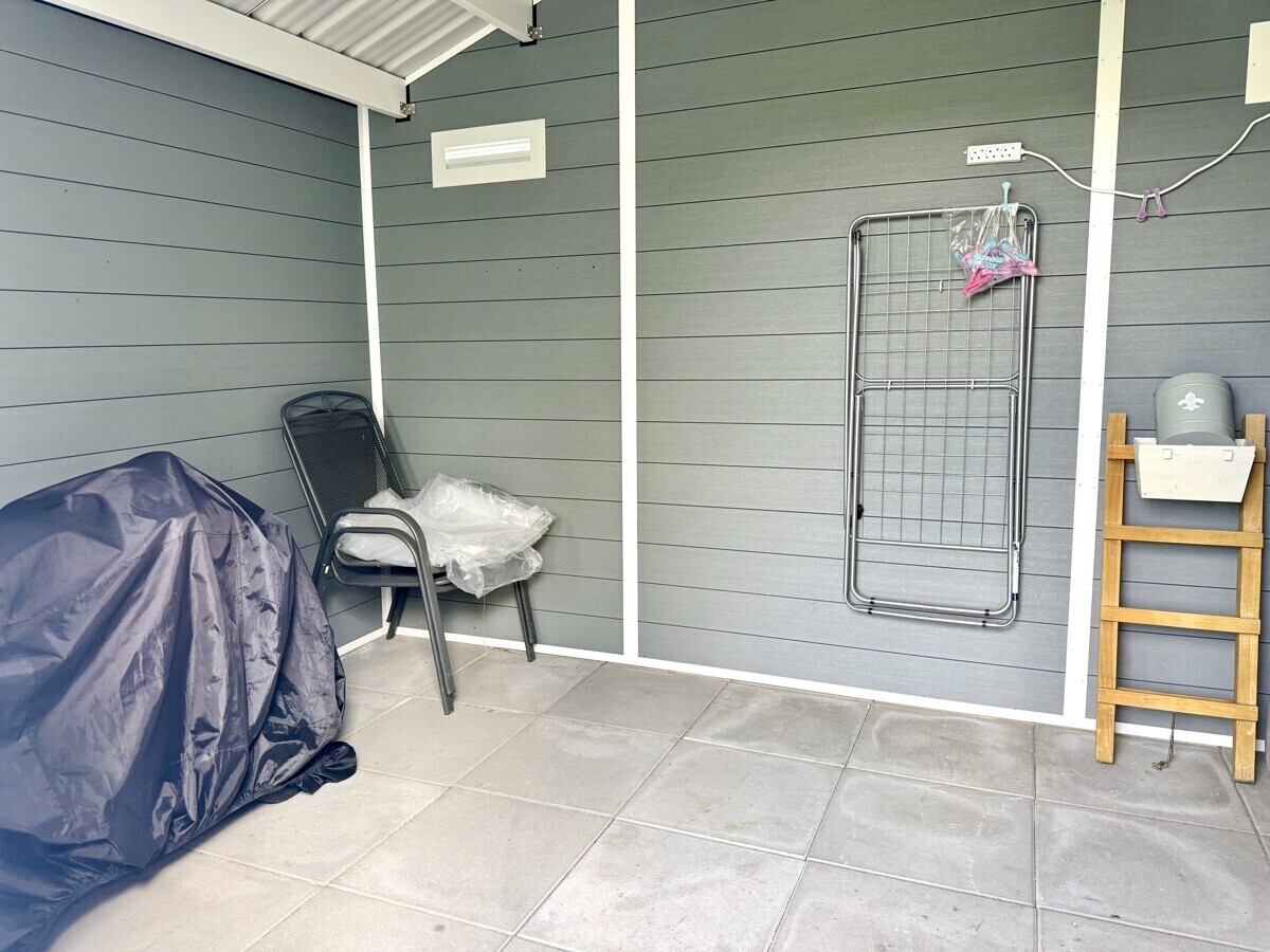 Blick in das neue Gartenhaus