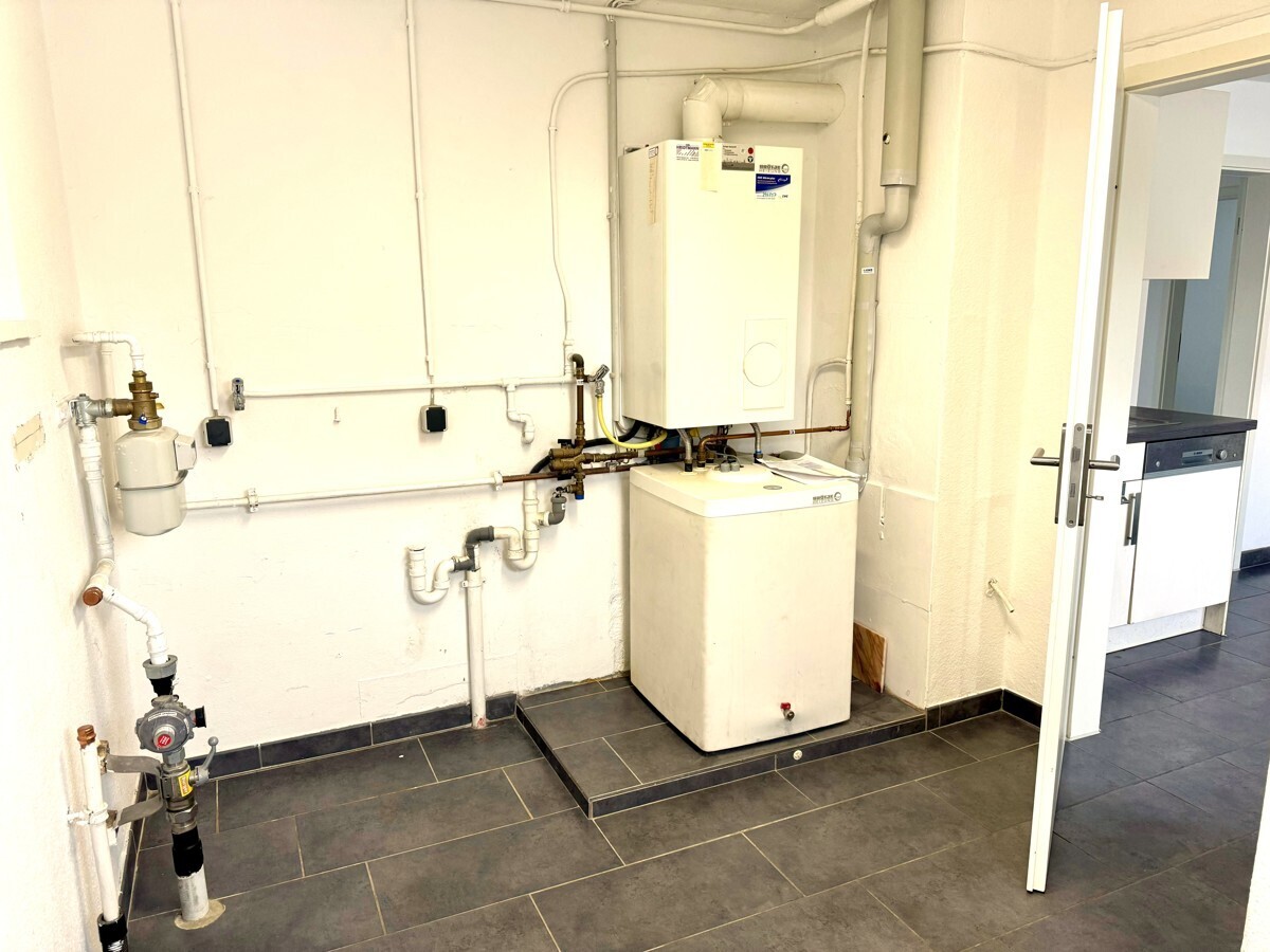 HWR mit Ergaszentralheizung, Bj. 2012