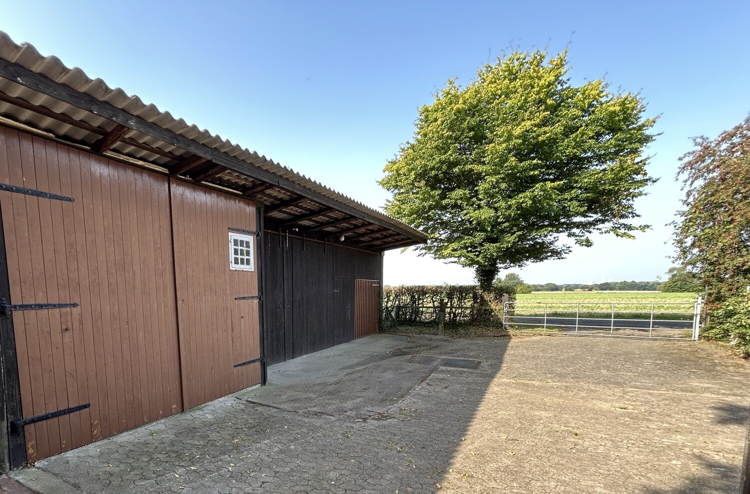 Ansicht Stall- und Nebengebäude