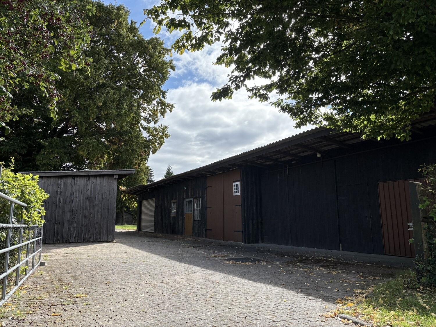 Ansicht Stall- und Nebengebäude