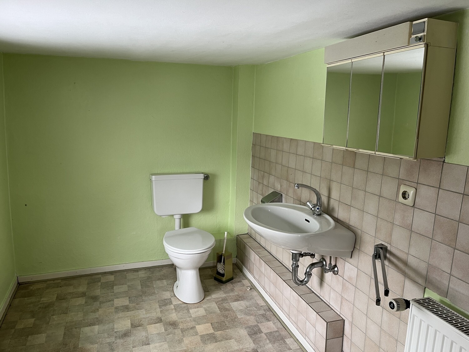 DG WC