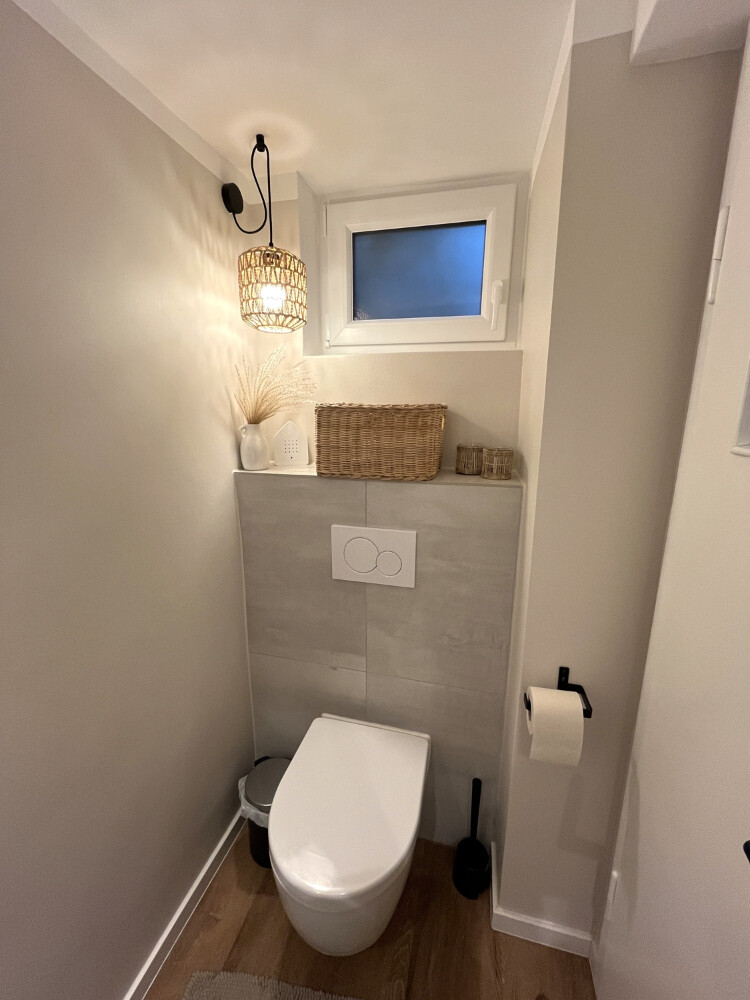 WC I Kellergeschoss