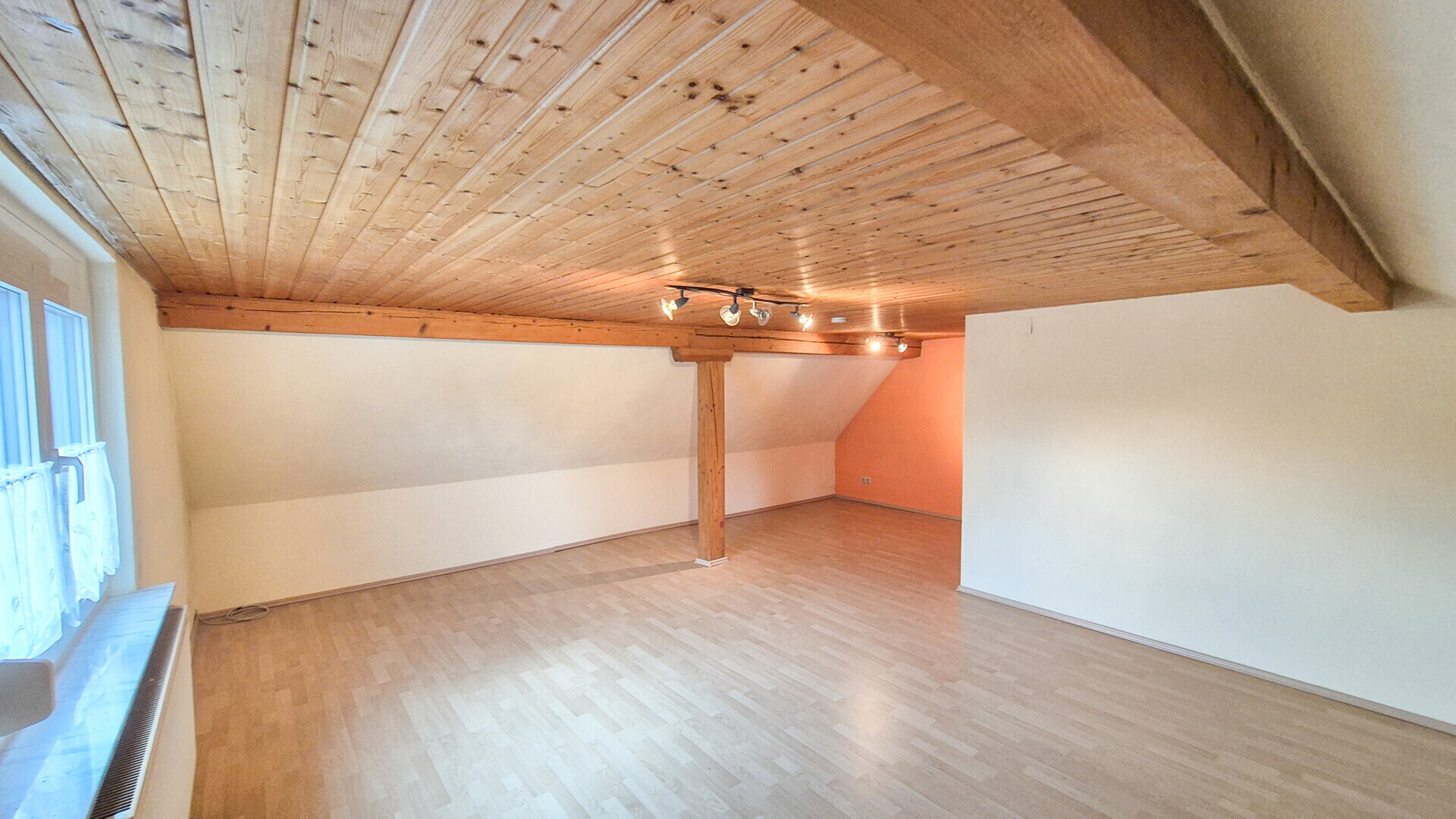 Zimmer 6 DG