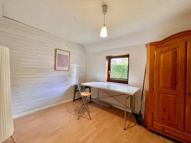 Zimmer hinter der Küche