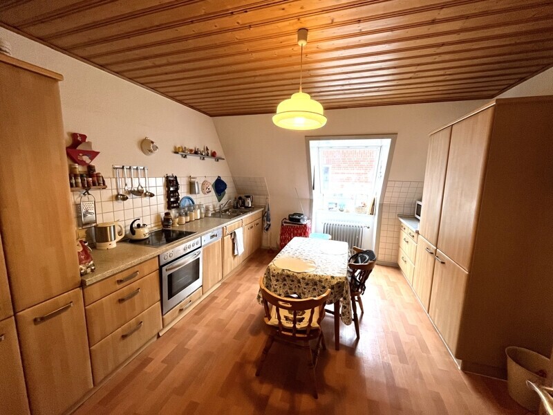 große Wohnung im DG - Küche