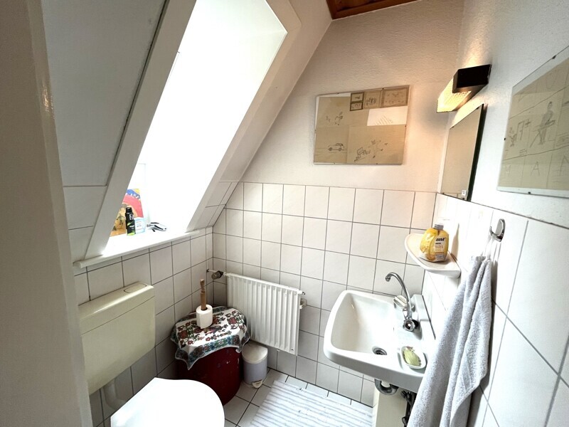 große Wohnung im DG - Gäste - WC