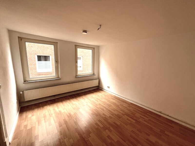 aktuell nicht vermietete Wohnung im OG - Schlafzimmer