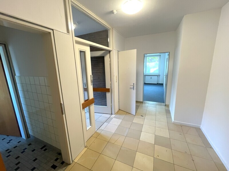 Flur separate Büroräume