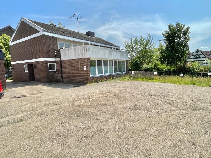 gesamter Parkplatz