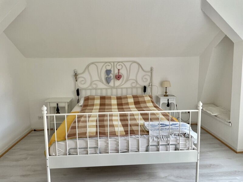 Schlafzimmer I OG
