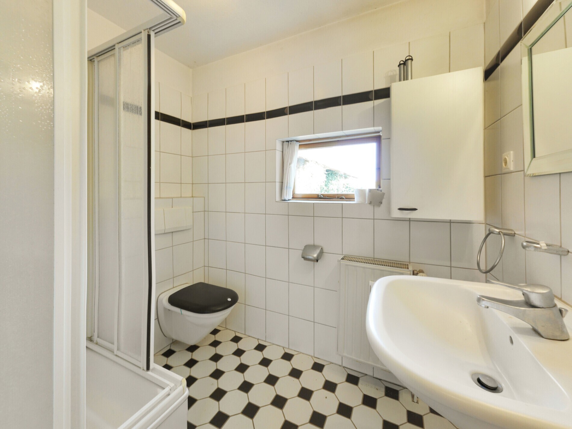 Badezimmer (Wohnung I)