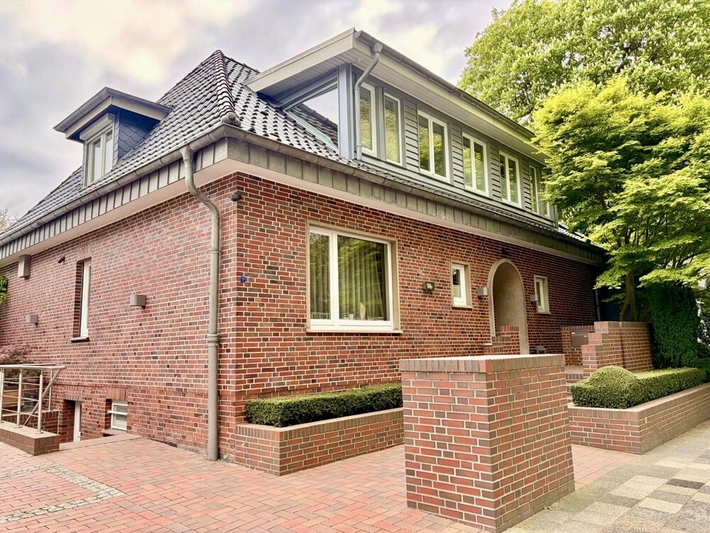 Straßenansicht