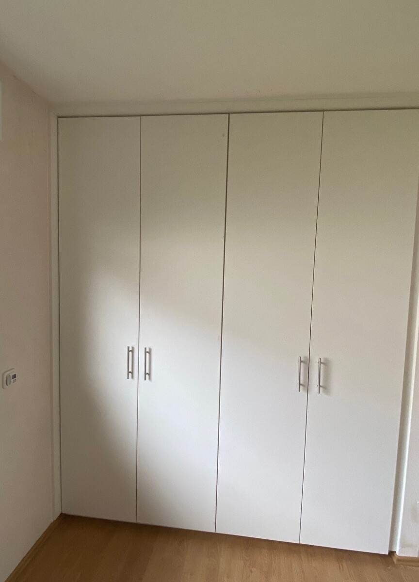 Einbauschrank