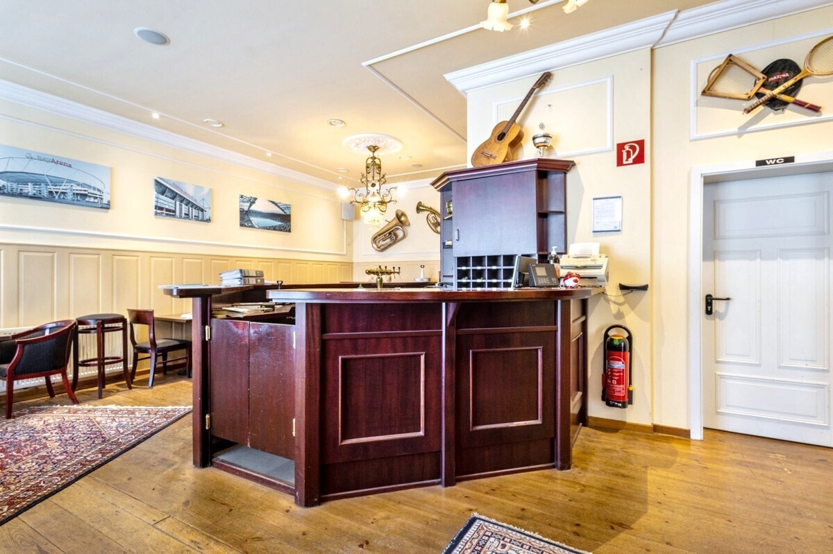 Eingangsbereich EG / Offenes Büro