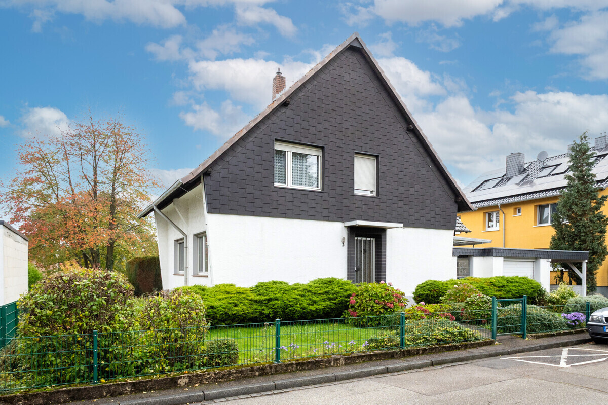 Straßenansicht