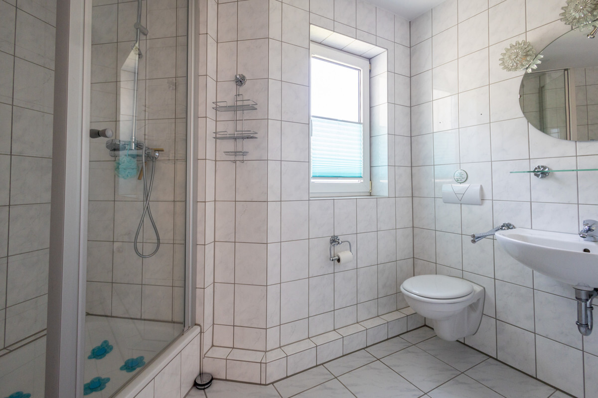 Badezimmer im OG
