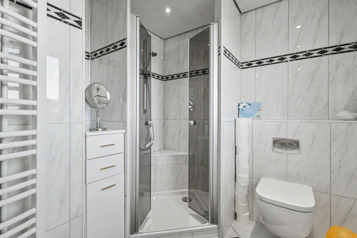 Badezimmer DG