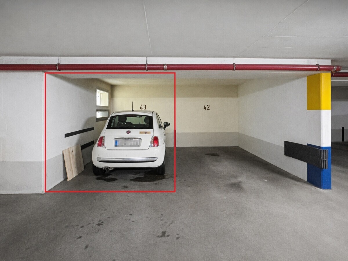 Tiefgaragenstellplatz