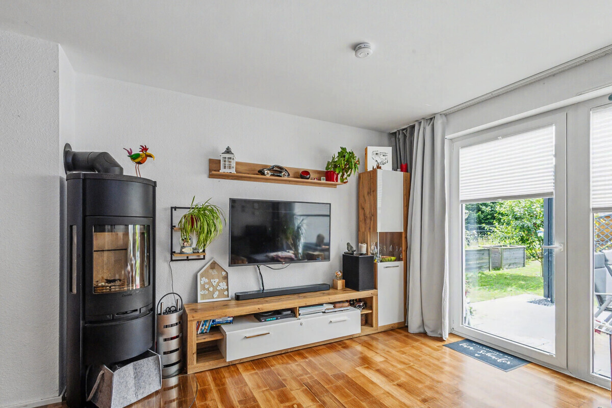 Wohn- und Essbereich mit Kaminofen