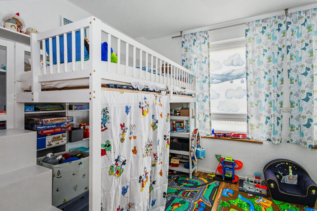 Schlafzimmer 2