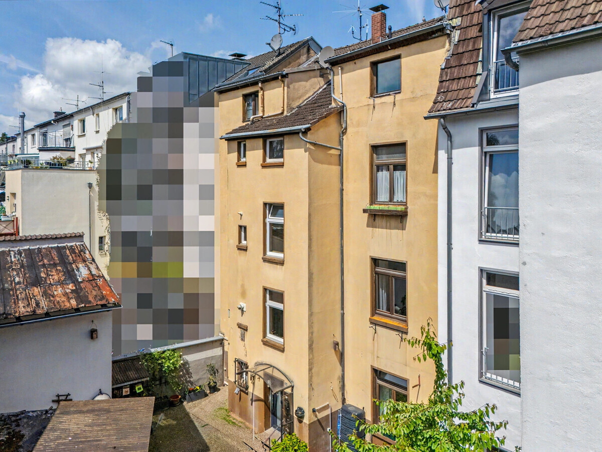 Rückansicht / Hauszugang