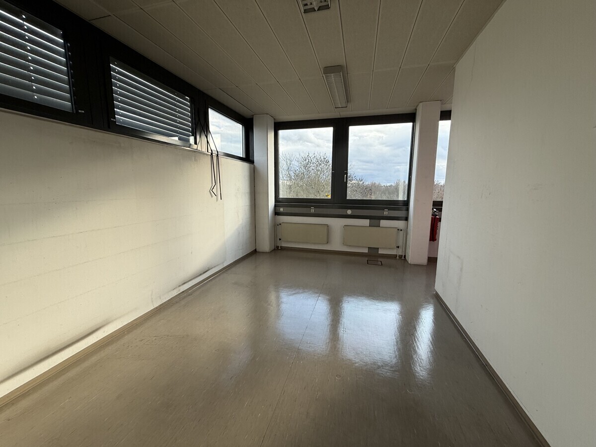 Büro 1