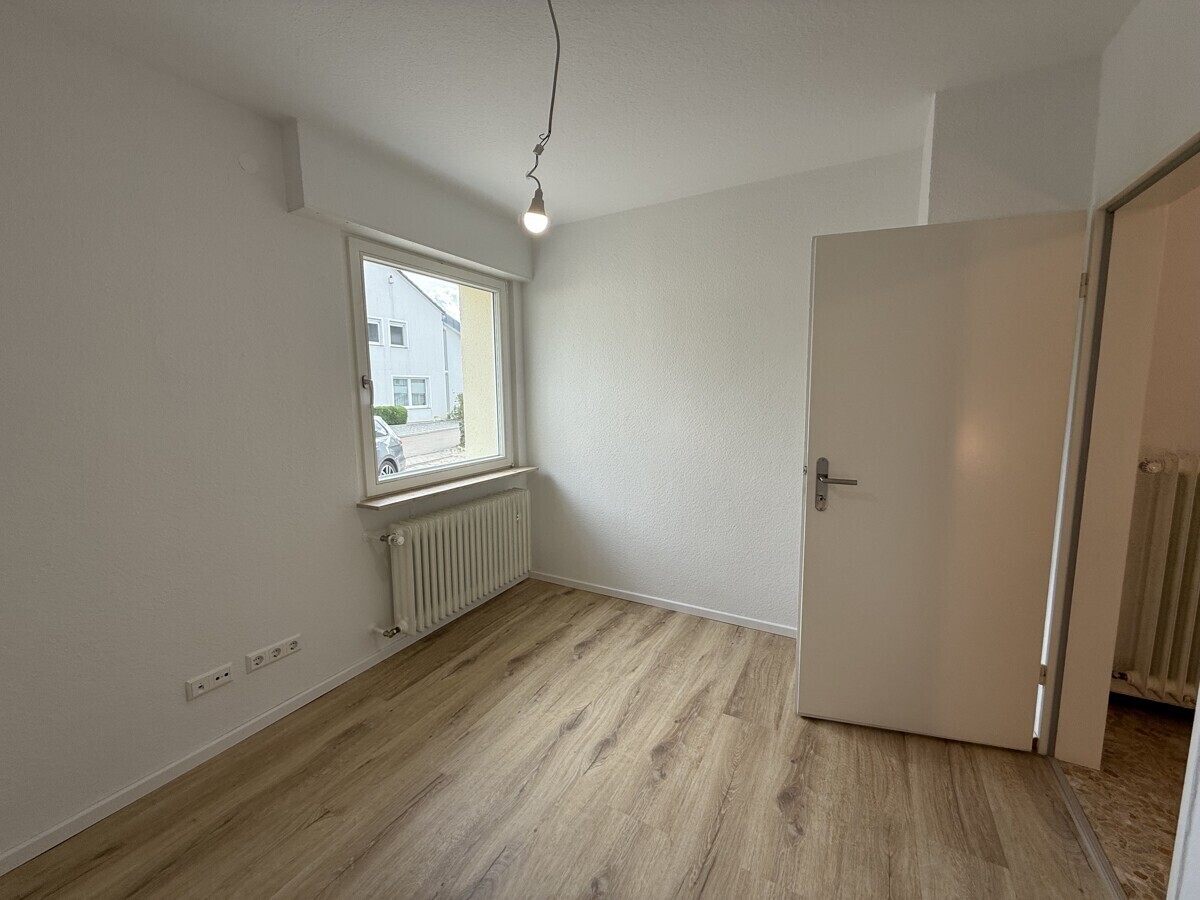Büro EG