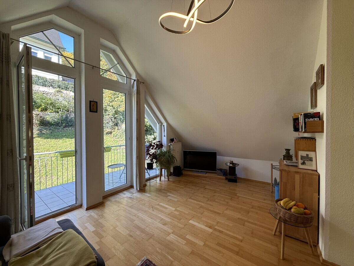 Fensterfront zum Balkon