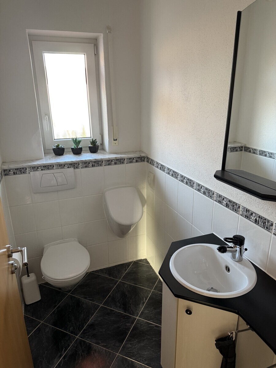WC im Büro EG