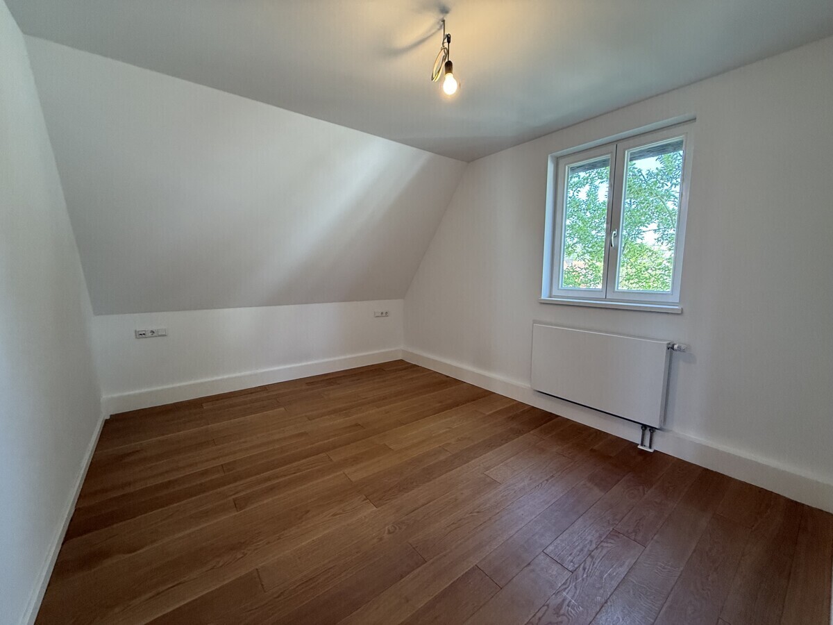 Schlafzimmer DG