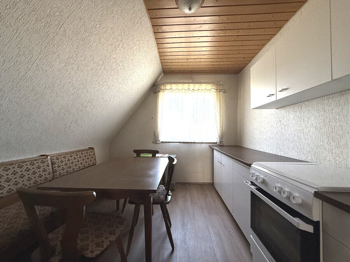 Küche/Esszimmer DG