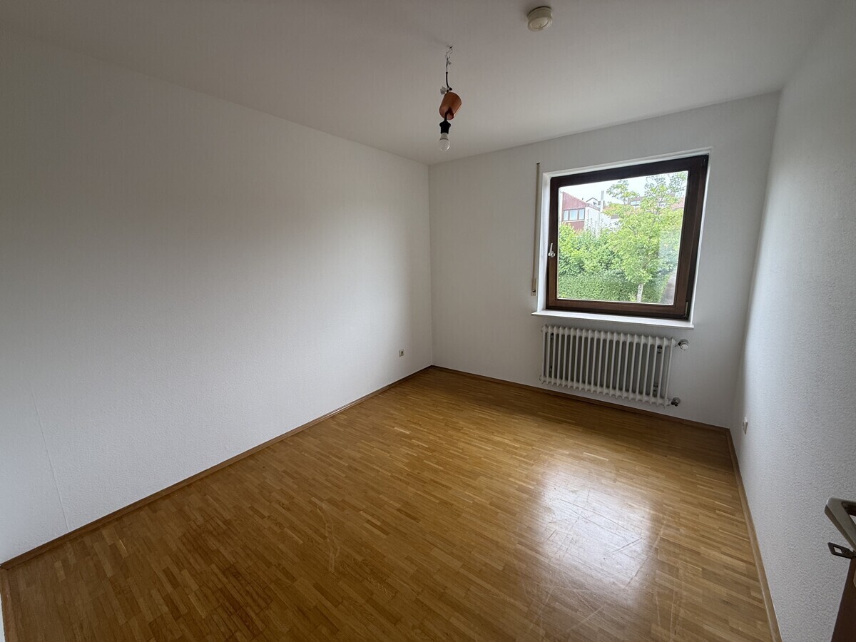 Schlafzimmer 1  1. OG