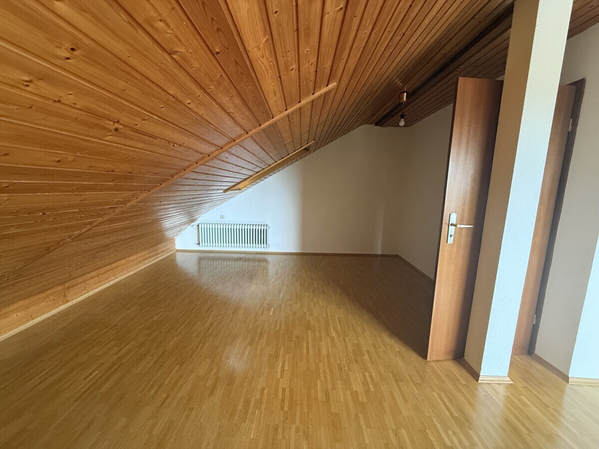 Schlafzimmer DG