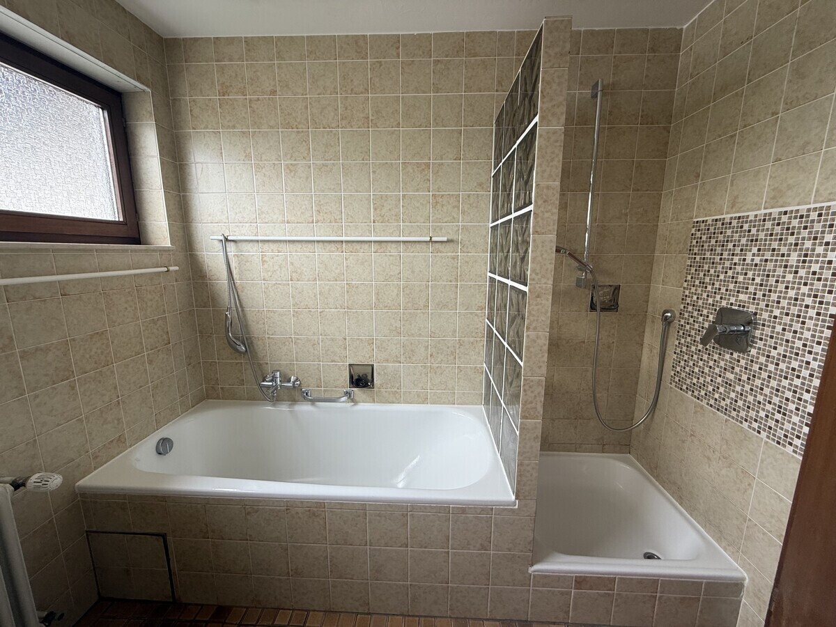 Badezimmer 1. OG