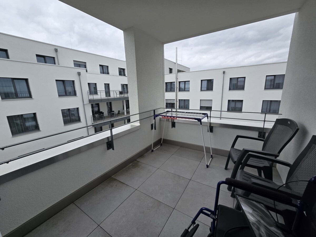 überdachter Balkon