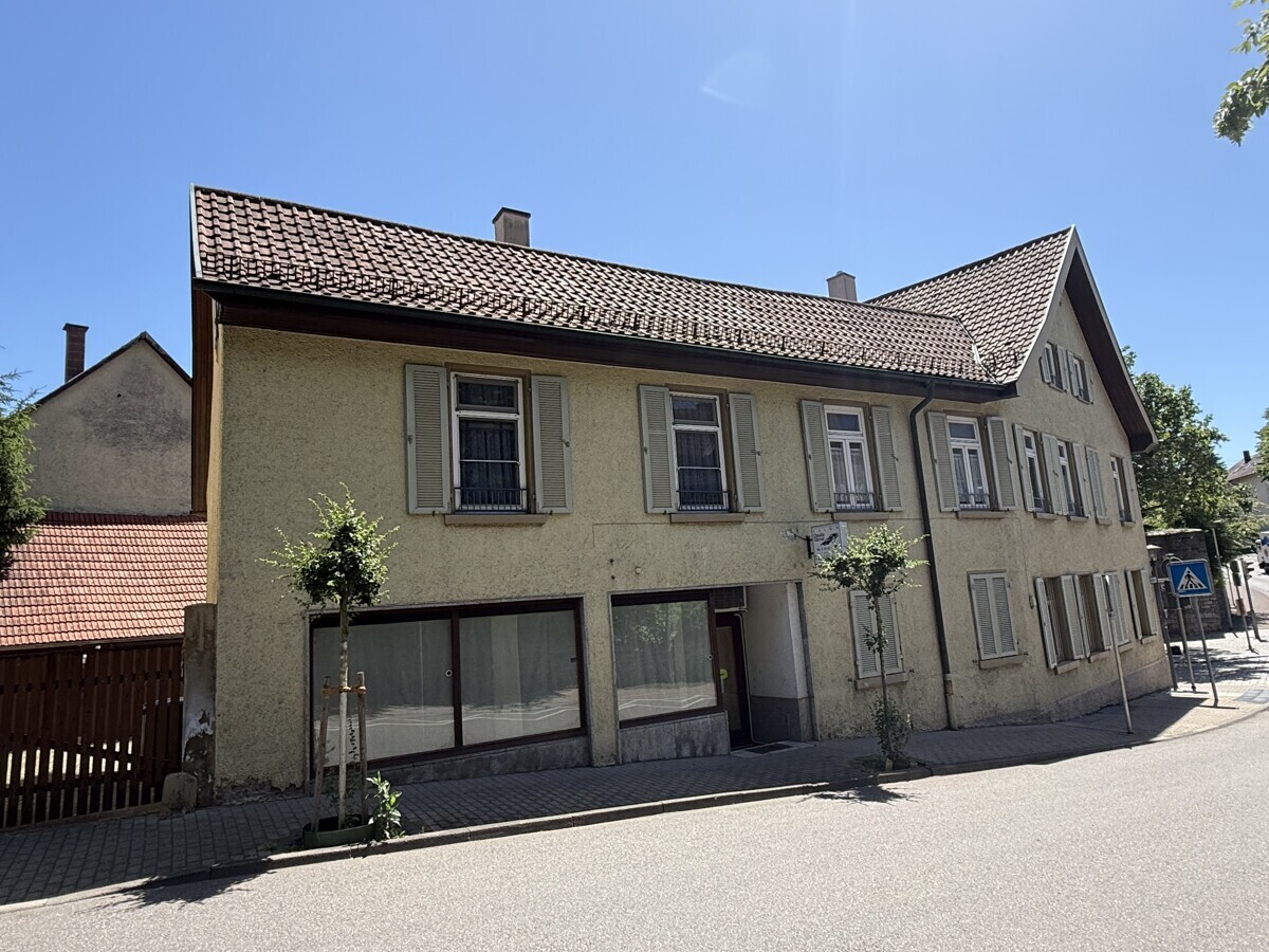 Gebäudeansicht seitlich