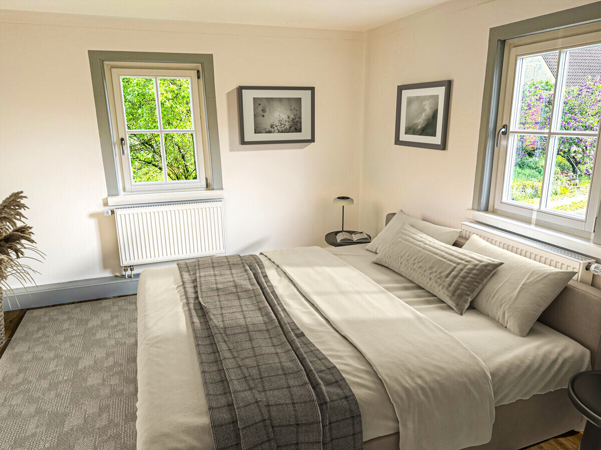 Schlafzimmer OG (möbliert)