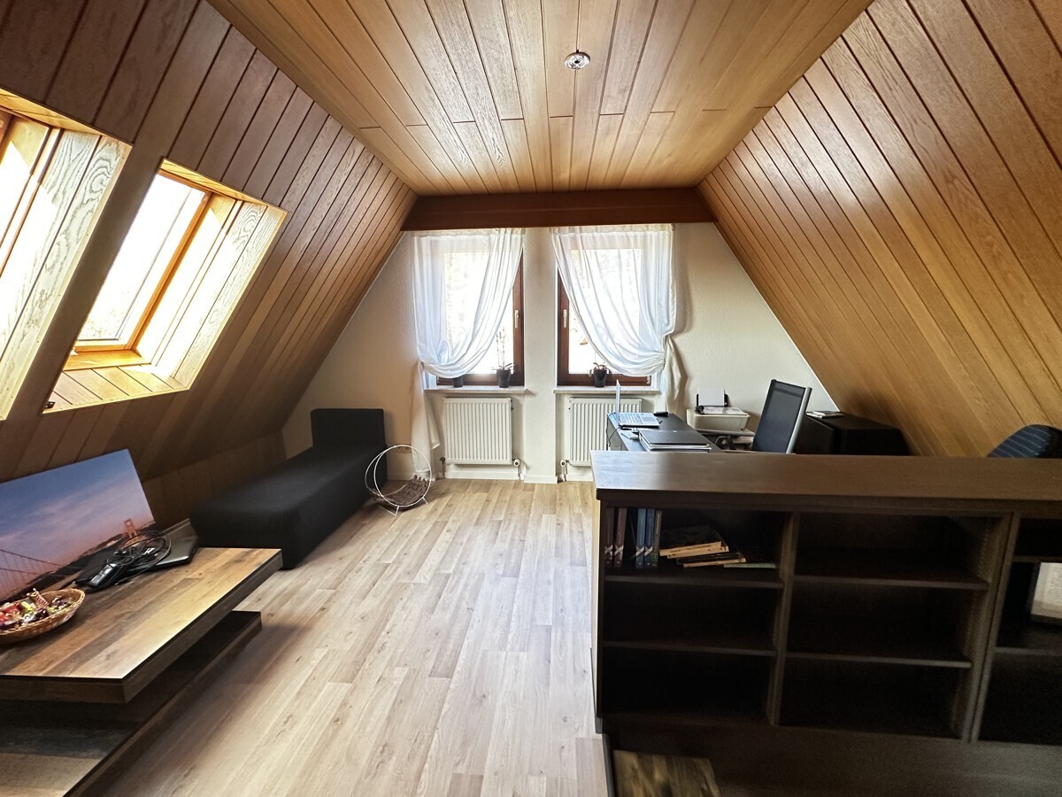 Büro Anbau DG