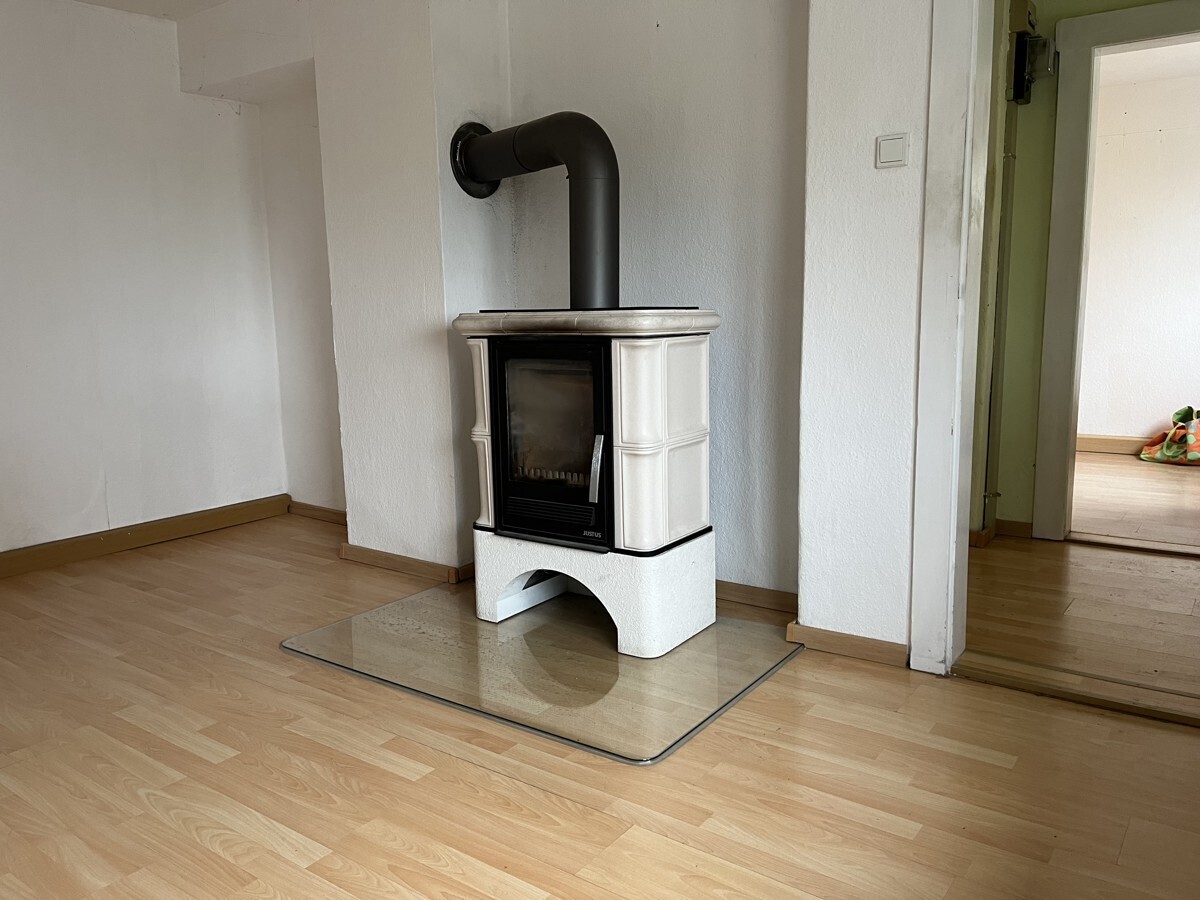 Wohnzimmer mit Kamin