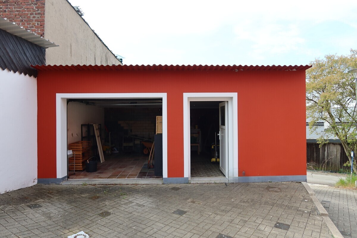 Garage und Werkstatt
