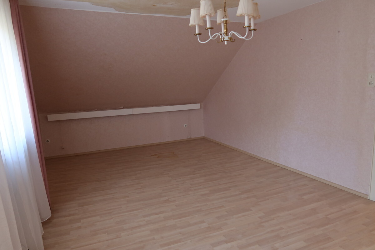 Schlafzimmer DG
