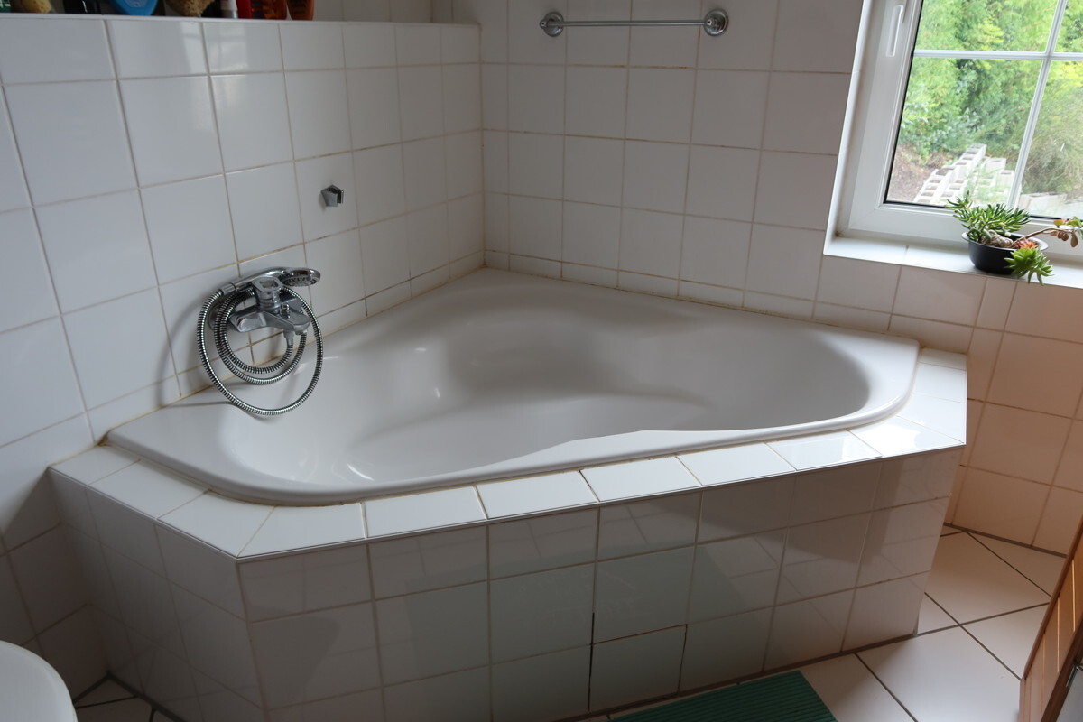 Eckbadewanne