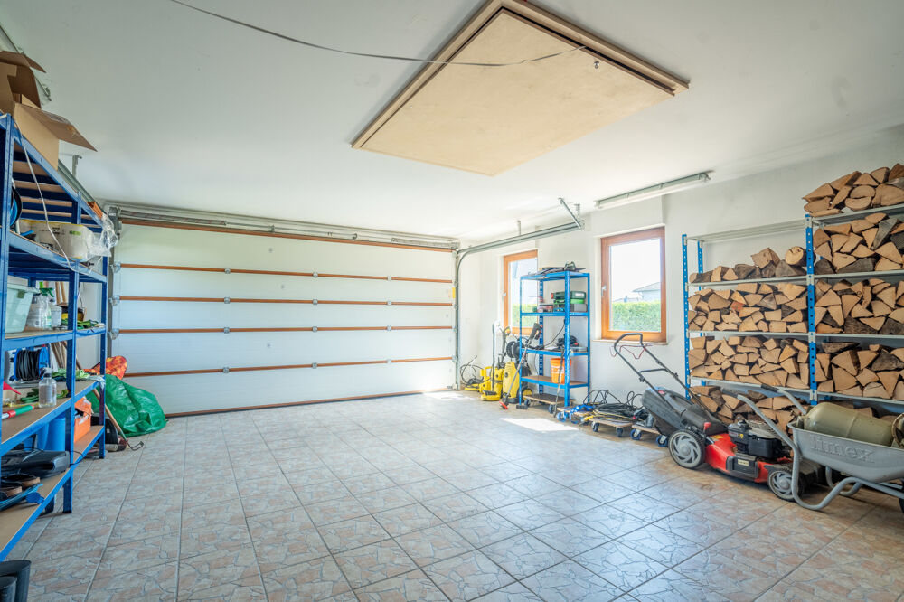 Doppelgarage am Haus