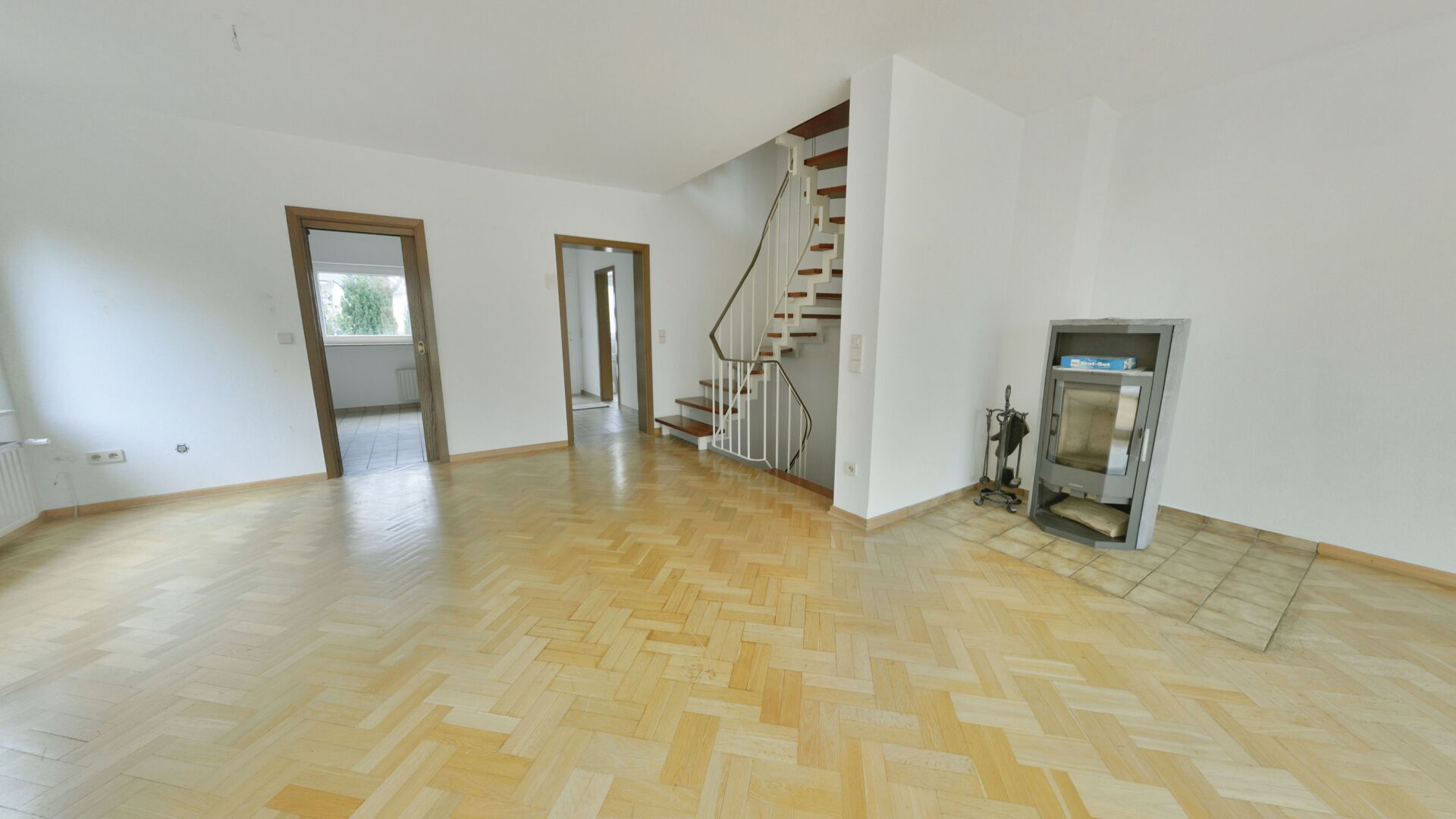 Wohnen-/Esszimmer EG